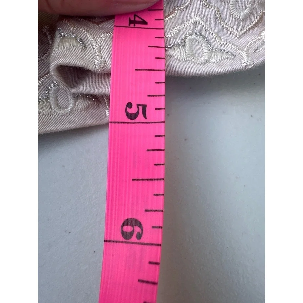 White House Black Market Embroidered Metallic Shorts Size 00‎ Champagne Pink